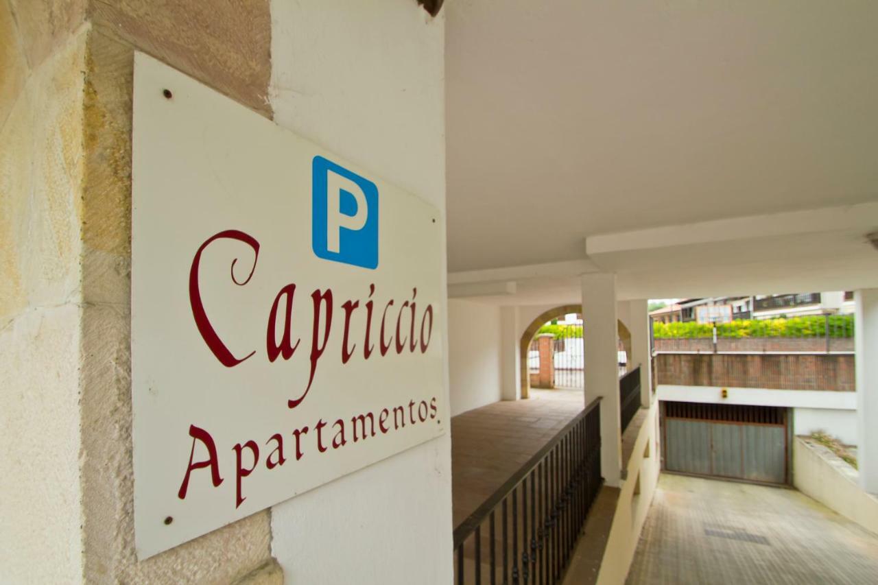 Apartamentos Capriccio ซันติยานาเดลมาร์ ภายนอก รูปภาพ